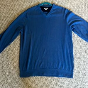 Ashworth size M golf sweater in great condition
